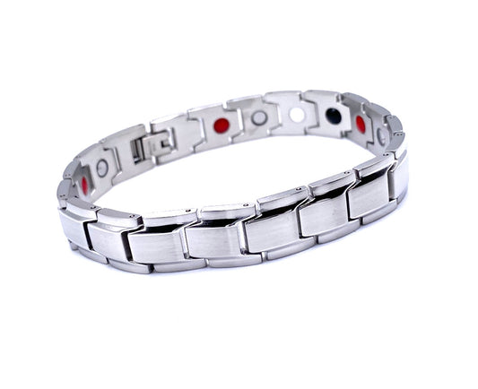 BRAZALETE EN STAINLESS STEEL PLATEADO